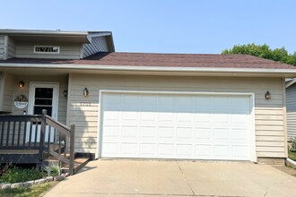 5705 S Aaron Ave in Sioux Falls, SD - Building Photo - Building Photo