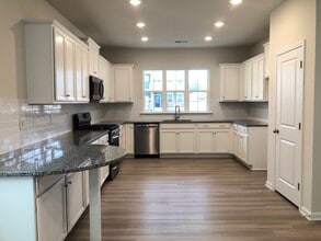 601 Deep River Wy in Waxhaw, NC - Building Photo - Building Photo