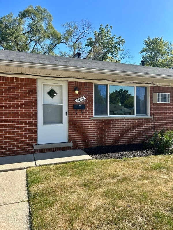 property at 1456 Goddard Rd