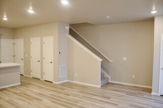 22211 E 7th Pl in Aurora, CO - Building Photo - Building Photo