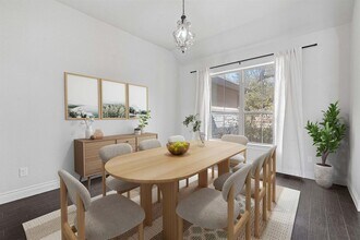 468 Lloyd Ln in Dripping Springs, TX - Building Photo - Building Photo