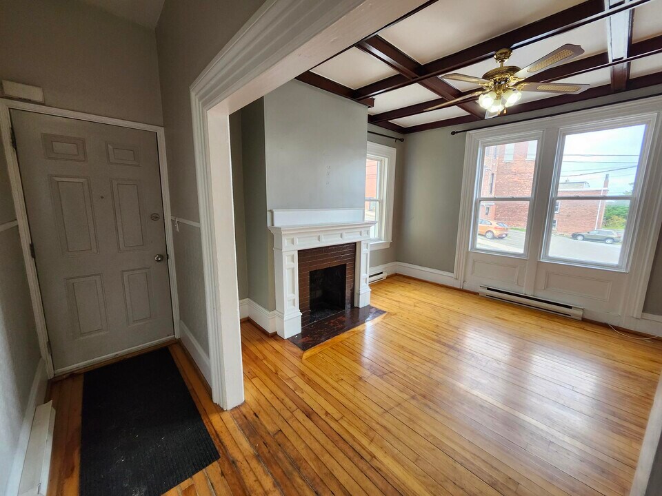 131 Wentworth St in Saint John, NB - Building Photo