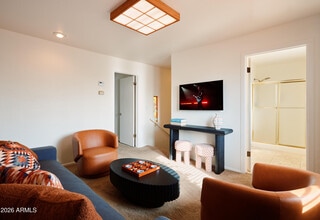 2013 N 87th Way in Scottsdale, AZ - Building Photo - Building Photo