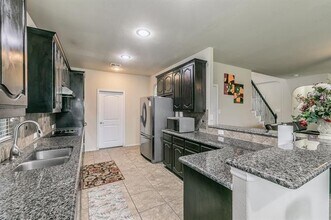 210 Warbler Dr in Desoto, TX - Building Photo - Building Photo
