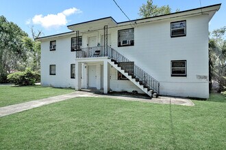 5634 Astor Pl in Jacksonville, FL - Building Photo - Building Photo