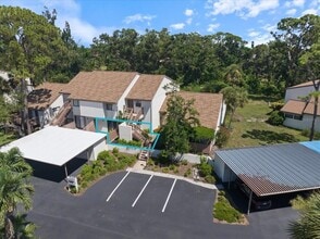 898 Bird Bay Way, Unit 212 in Venice, FL - Building Photo - Building Photo