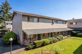 Cambridge Townhomes Apartments in Vancouver, WA - Building Photo - Primary Photo