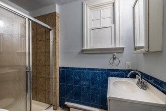 383 Myrtle Ave in Bridgeport, CT - Building Photo - Building Photo