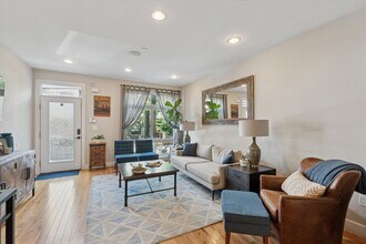 2018 E York St in Philadelphia, PA - Building Photo - Building Photo