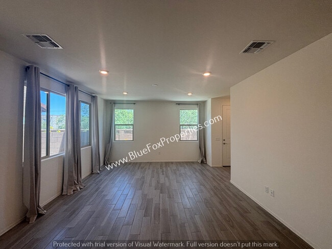 1105 E Ascent St in Tucson, AZ - Foto de edificio - Building Photo