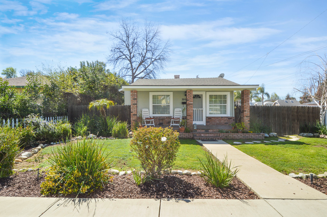 2008 7th St, La Verne CA 91750 in La Verne, CA - Building Photo