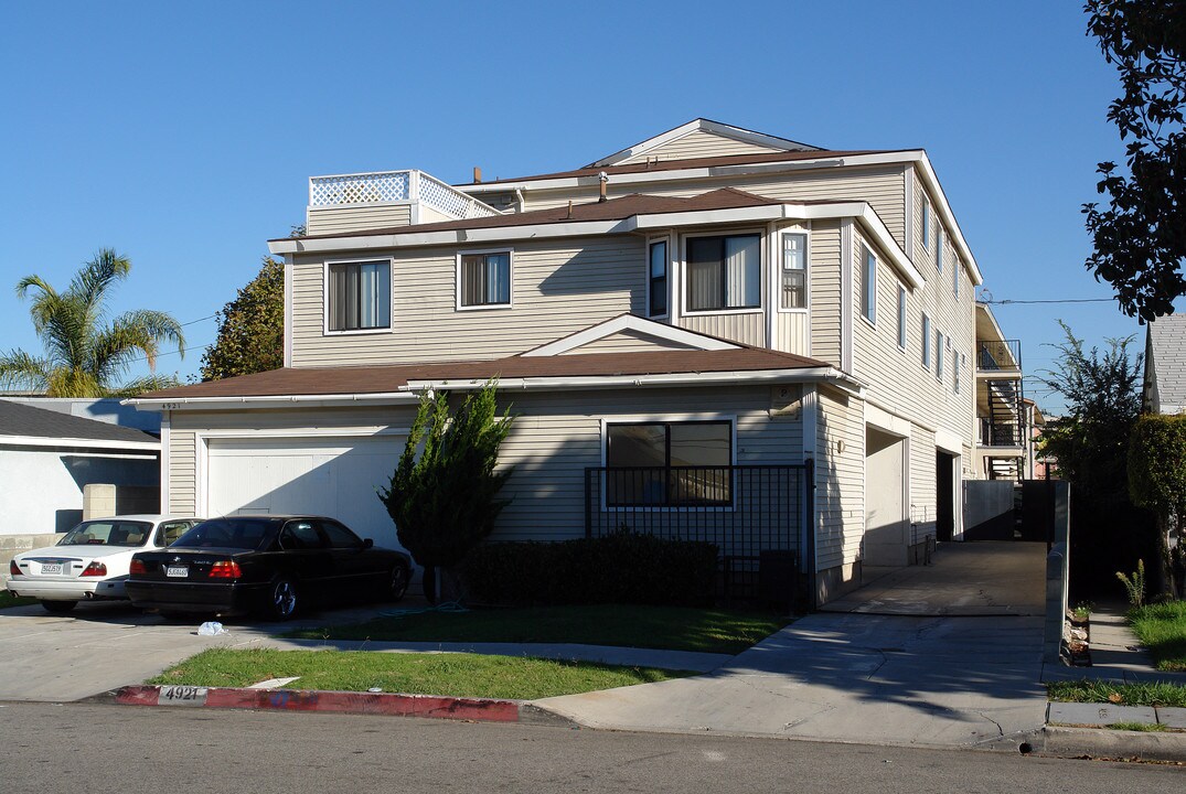 4921 W 118th St in Hawthorne, CA - Building Photo