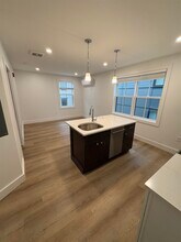 238 Deer St in Portsmouth, NH - Building Photo - Building Photo