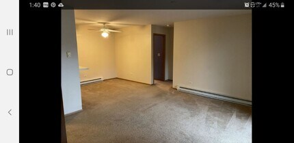 1371 Cunat Ct in Lake In The Hills, IL - Building Photo - Building Photo