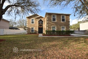 2370 Sheila Dr in Apopka, FL - Building Photo