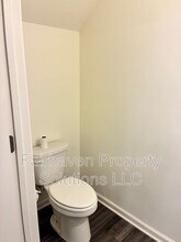 1050 Paddington Dr in Cartersville, GA - Building Photo - Building Photo