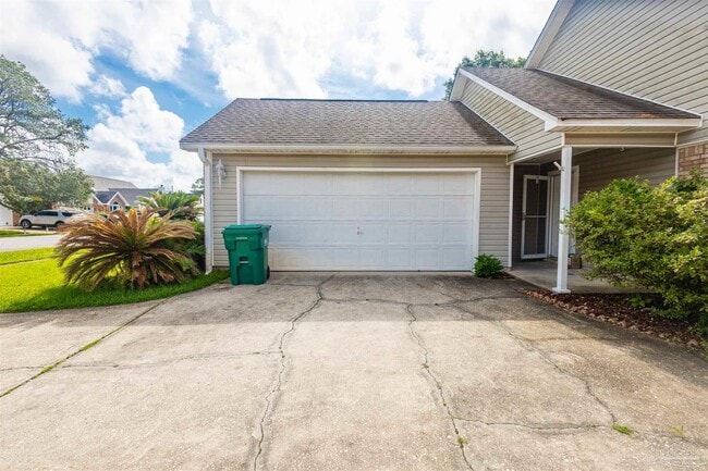 2566 Barron Ct in Shalimar, FL - Building Photo - Building Photo