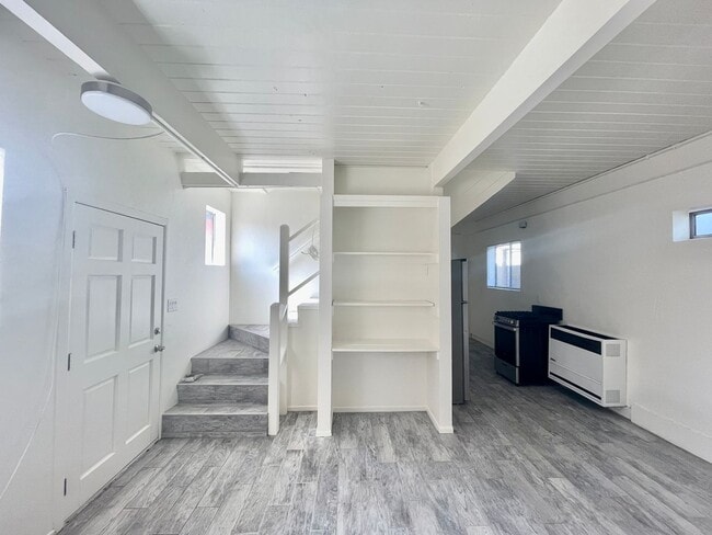 6625 Sueno Rd in Goleta, CA - Building Photo - Building Photo