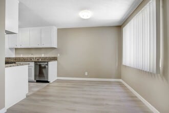 1234 Wellesley Ave in Los Angeles, CA - Building Photo - Building Photo