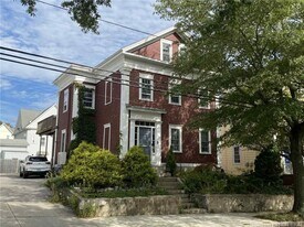 76 Pitman St in Providence, RI - Building Photo