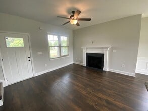 35 Stagwood Dr in Selma, NC - Building Photo - Building Photo