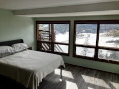 4555 Sentinel Rock Terrace in Larkspur, CO - Building Photo - Building Photo