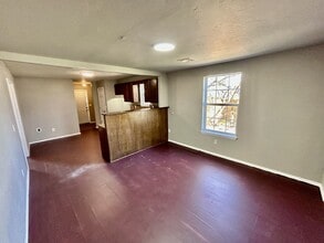 1127 E Beverly St in Ada, OK - Building Photo - Building Photo