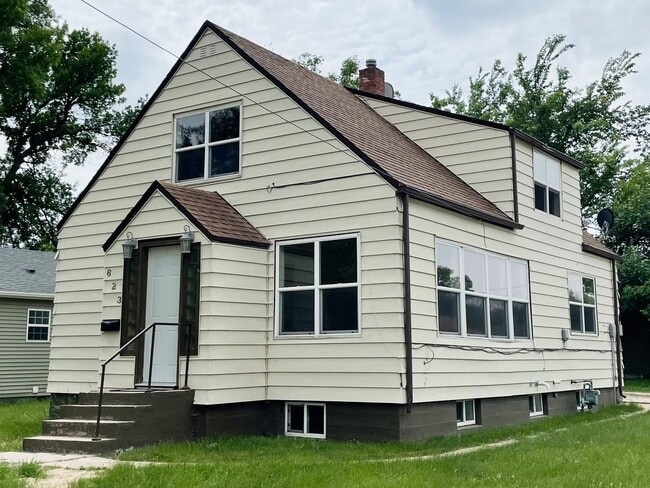 property at 623 11th St NW