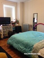 86 Maple St in Malden, MA - Building Photo