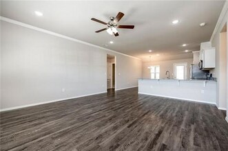 6904 SW Pilgrim Rd in Bentonville, AR - Building Photo - Building Photo