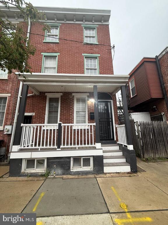 1333 N Walnut St