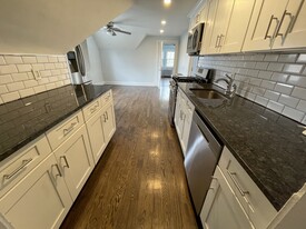 922 Richmont St, Unit 3 in Scranton, PA - Building Photo