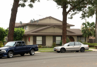 13320 Fletcher St in Garden Grove, CA - Building Photo - Building Photo