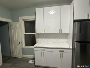 268 Davenport Ave in New Haven, CT - Building Photo - Building Photo