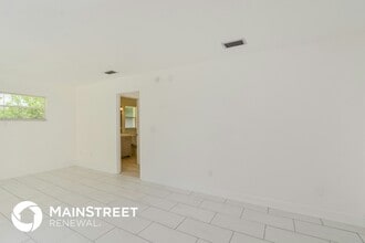 2860 Hancock Dr in Titusville, FL - Foto de edificio - Building Photo