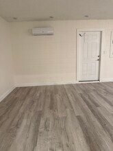 1353 Blythe Ave, Unit 1 in Deltona, FL - Building Photo - Building Photo