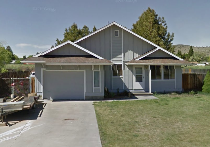 5547 Lockford Dr in Klamath Falls, OR - Building Photo