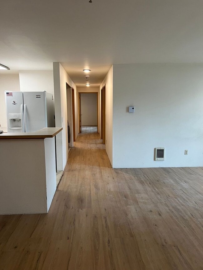 975 Aberdeen Ave NE in Renton, WA - Building Photo - Building Photo