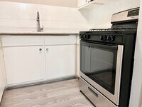 The Court at Oak Forest - All Bills Paid photo'