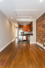 1373 1st Ave in New York, NY - Building Photo - Building Photo