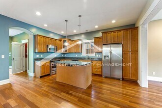 2426 Tremont Pl in Denver, CO - Building Photo - Building Photo