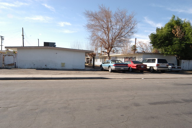 83209 Dillon Ave in Indio, CA - Building Photo - Building Photo