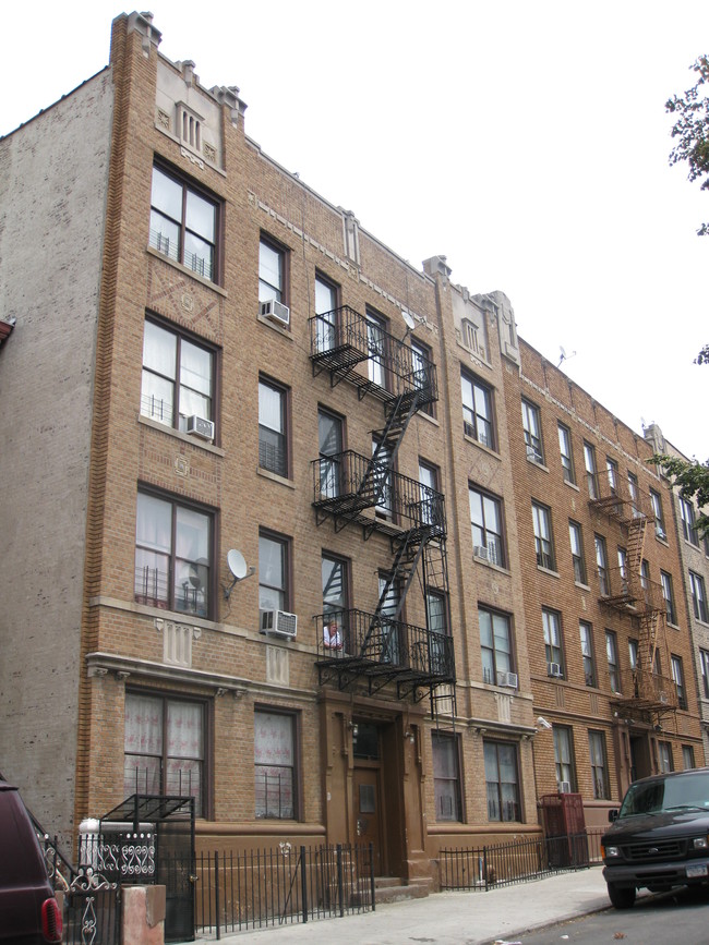 423 57th St in Brooklyn, NY - Building Photo - Building Photo