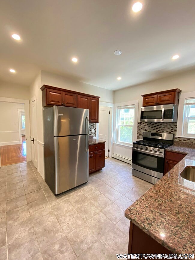 126 Winsor Ave