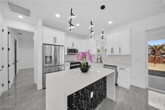 3300 56th St W in Lehigh Acres, FL - Building Photo - Building Photo