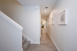 406 Deer Path Lp in Laredo, TX - Building Photo - Building Photo