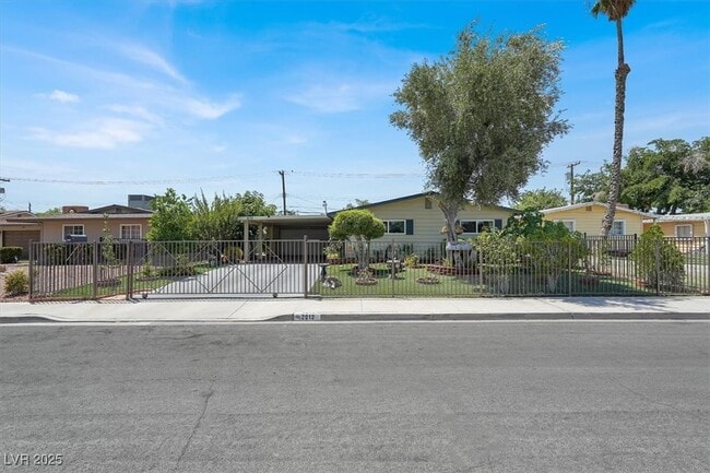property at 2013 W Fontana Ave