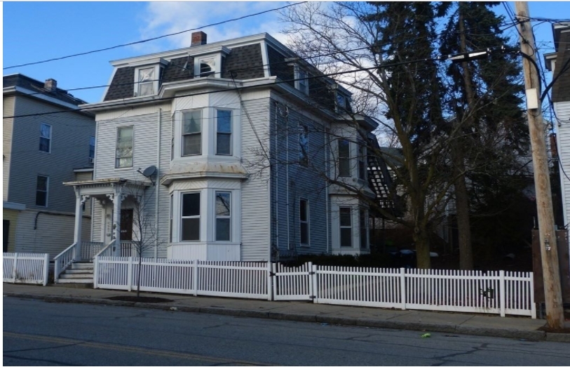 285 Washington St in Haverhill, MA - Building Photo