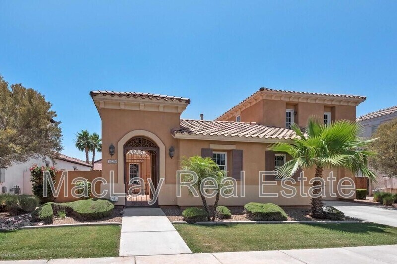 2029 E Hackberry Pl in Chandler, AZ - Building Photo