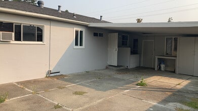 2807 Ruff Ave in Pinole, CA - Building Photo - Building Photo